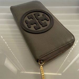 Tory Burch Wallet